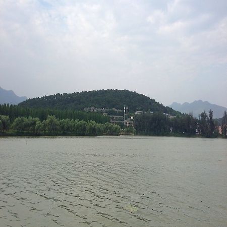 Shanshui Fashion Hotel Paifang Park Zhaoqing Bagian luar foto