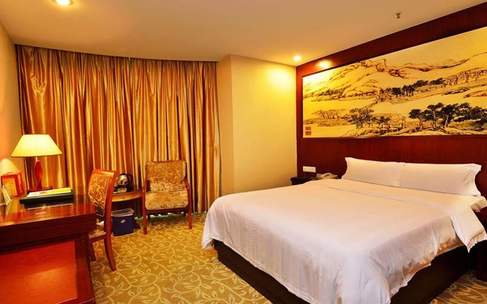 Shanshui Fashion Hotel Paifang Park Zhaoqing Bagian luar foto